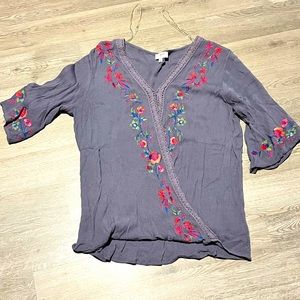 Umgee embroidered blouse